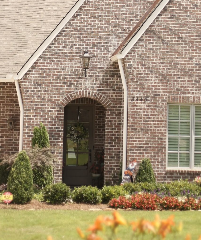 The CopperSmith Bayou Street Gas Gooseneck Wall Mount Lifestyle 7