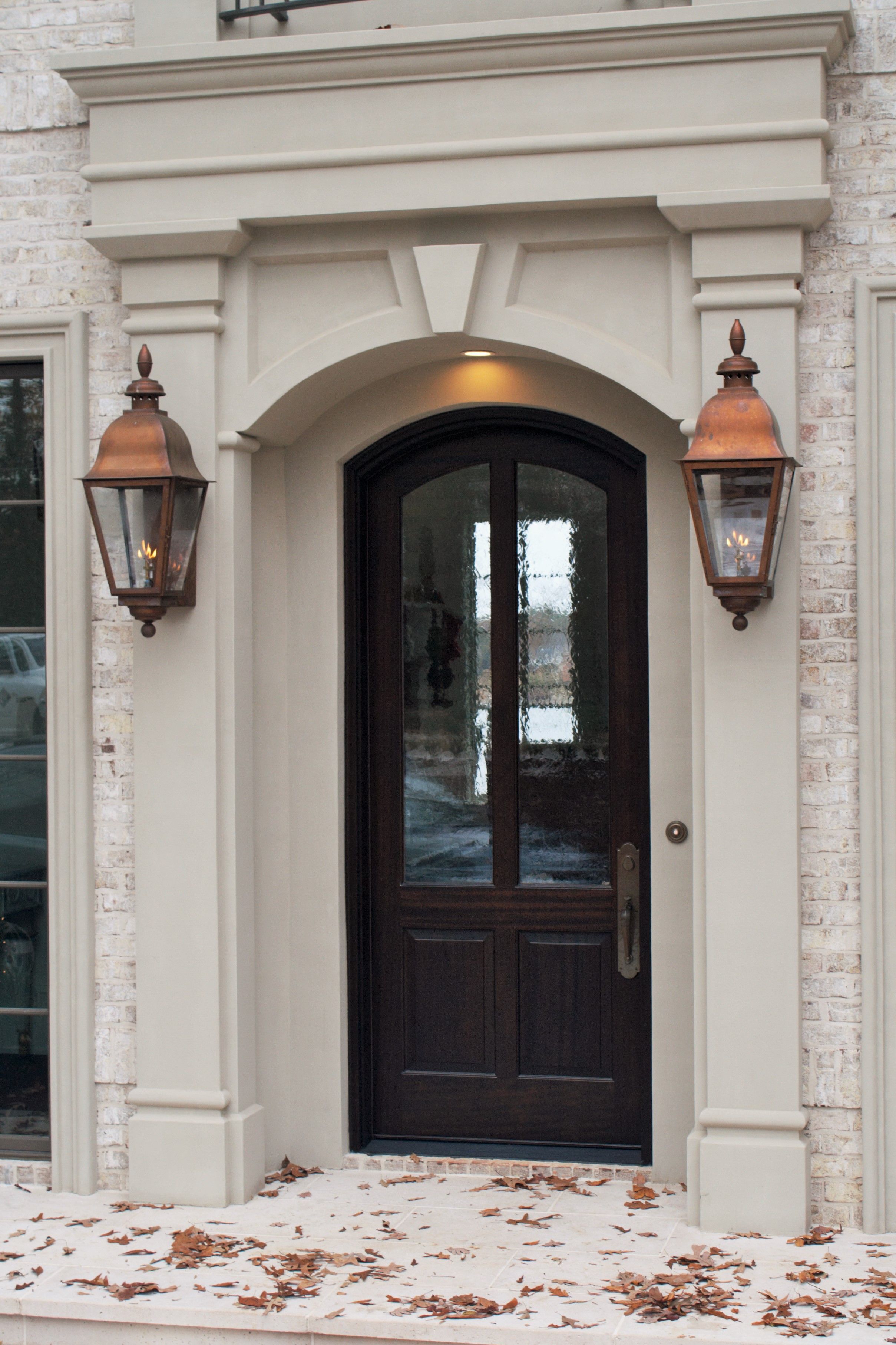 St. James Quebec Gas Wall Mount Lifestyle 47