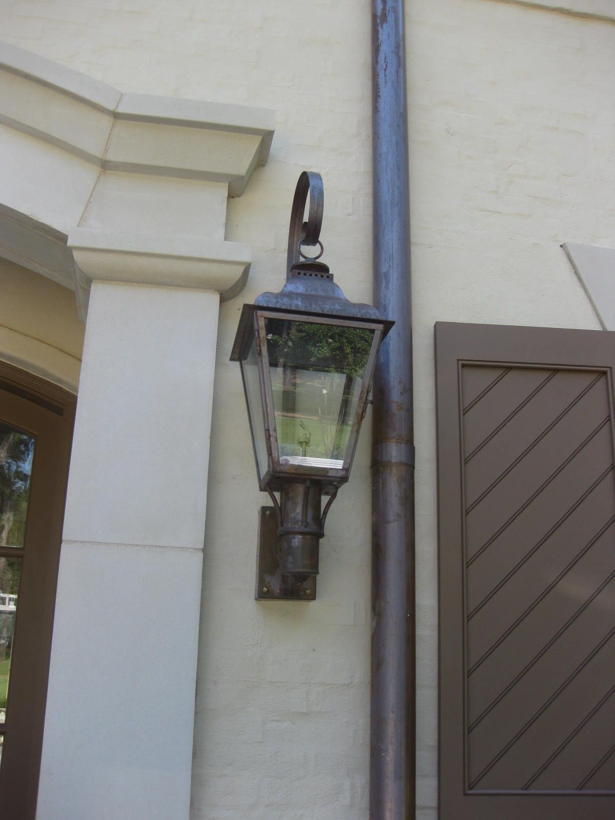 St. James Brunswick Gas Wall Mount Lifestyle 23
