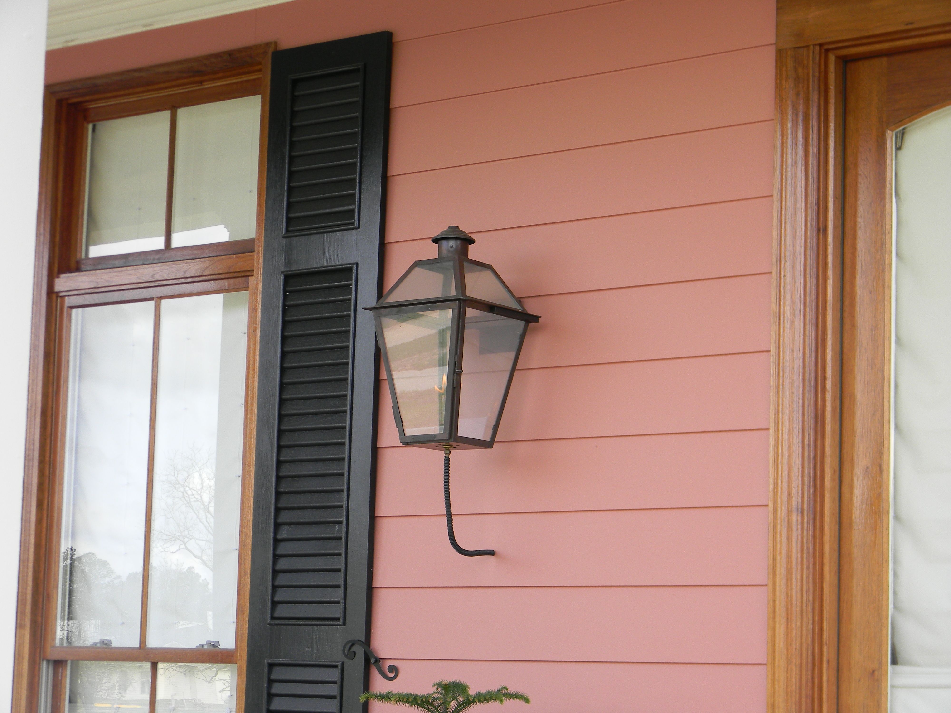 St. James Orleans Gas Wall Mount Lifestyle 2