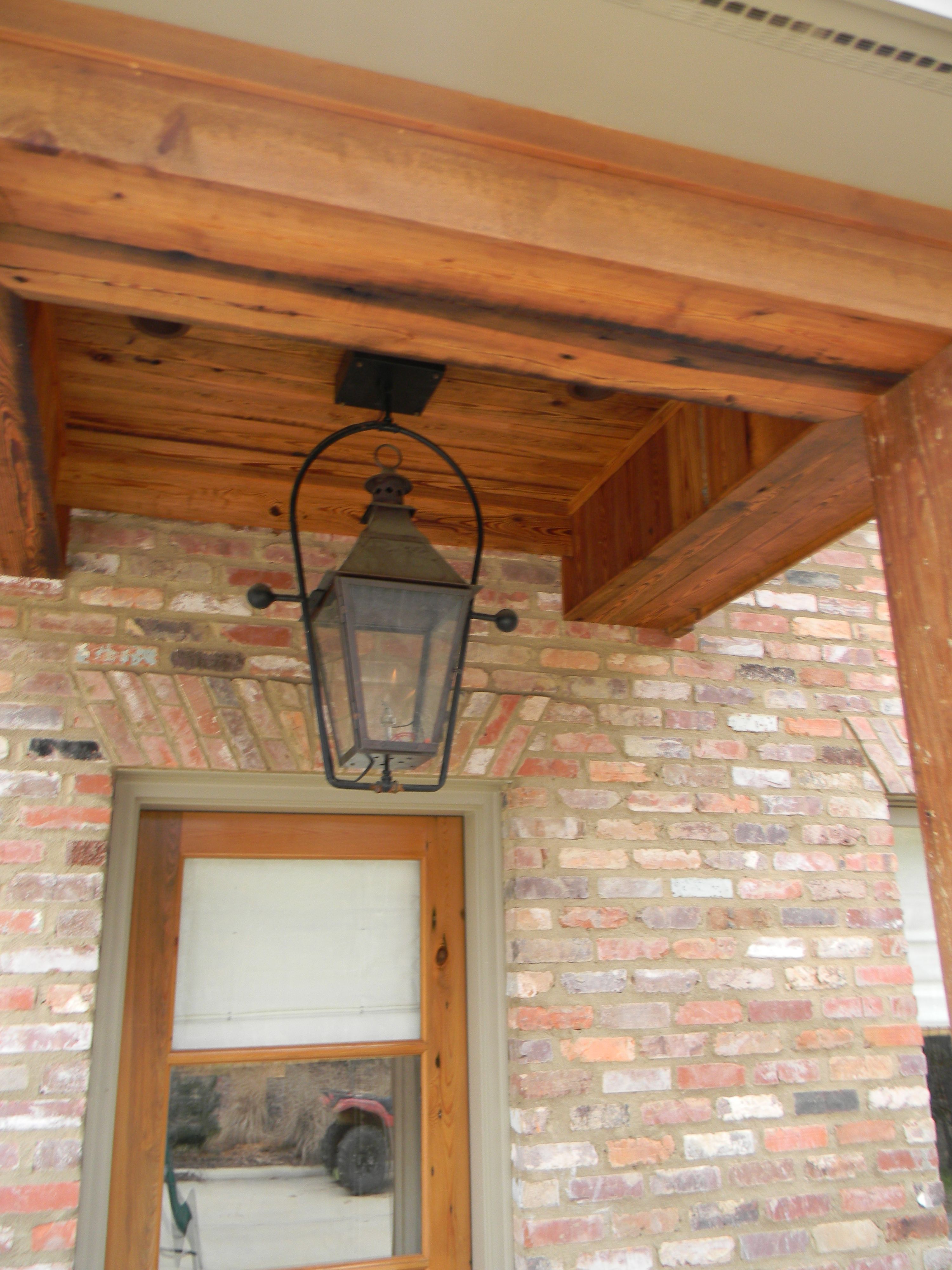 St. James Chesapeake Gas Full Yoke Hanging Lifestyle 12