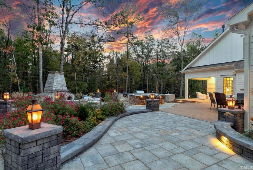 The CopperSmith Georgetown Electric Pier Mount Lifestyle 32