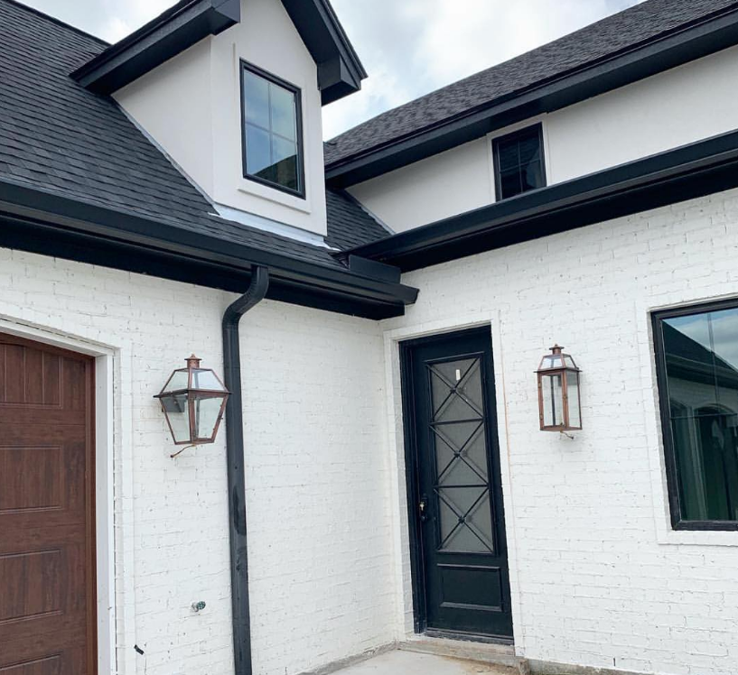 Primo Bienville Wall Mount Lifestyle 2