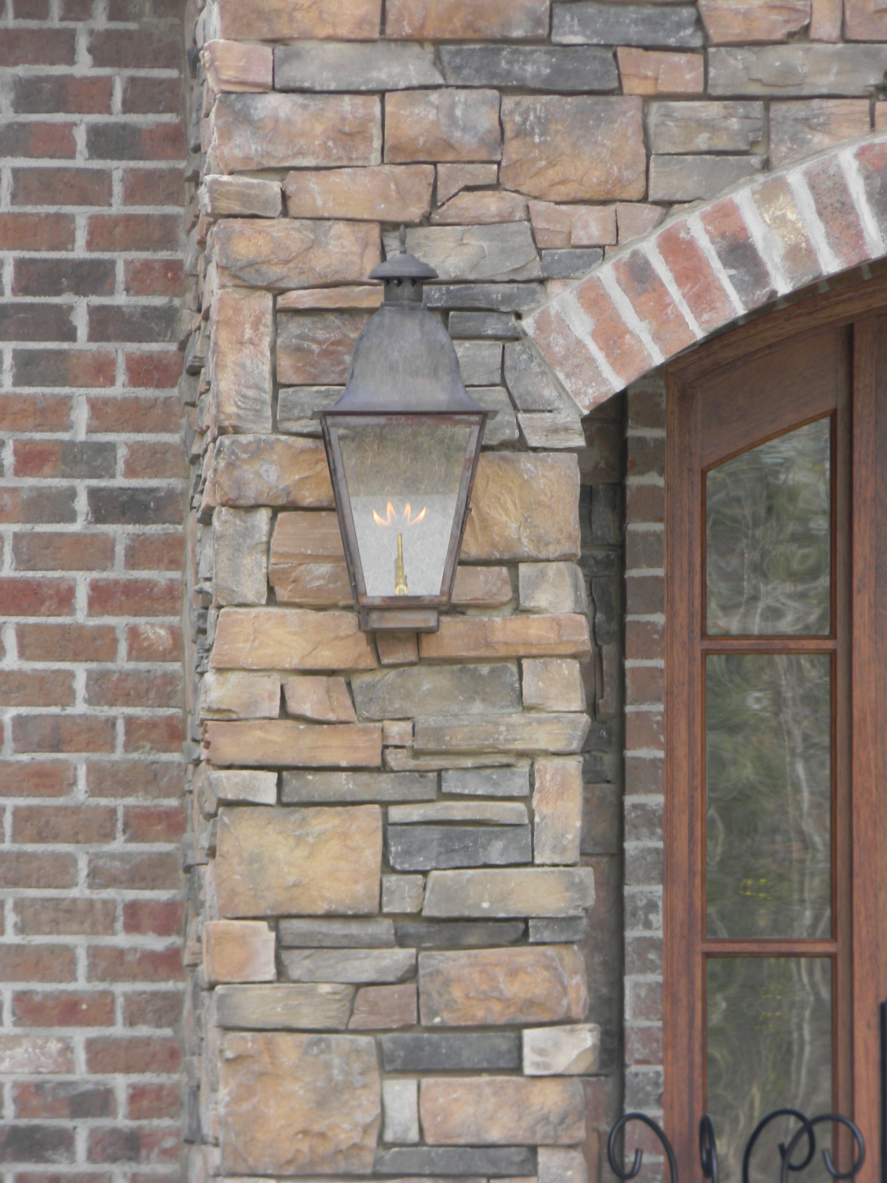 St. James Quebec Gas Wall Mount Lifestyle 60