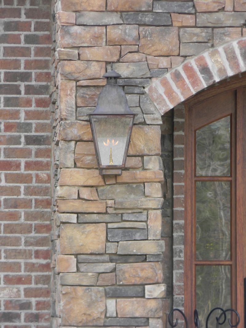 St. James Quebec Gas Wall Mount Lifestyle 60