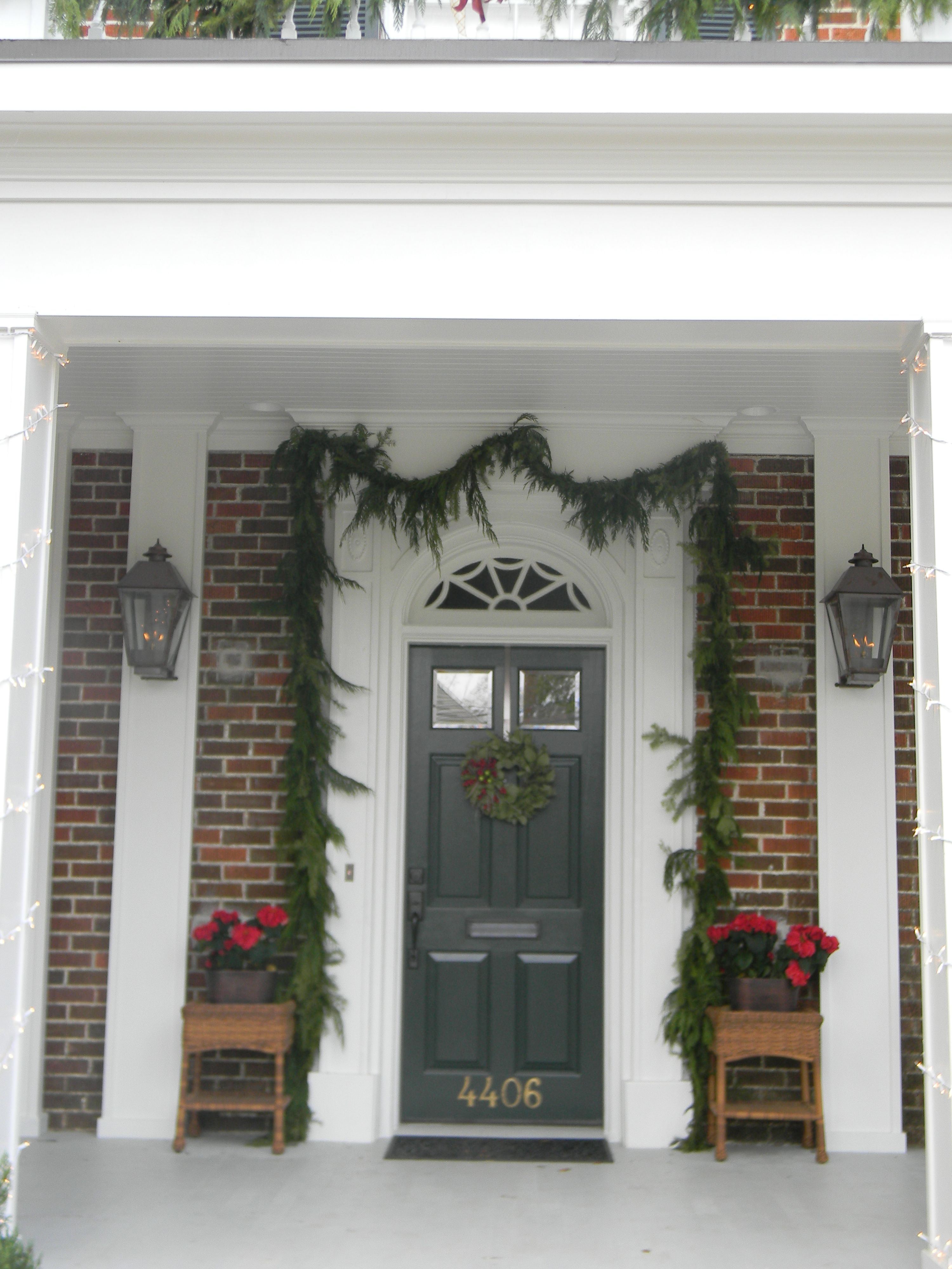 St. James Magnolia Gas Wall Mount Lifestyle 67