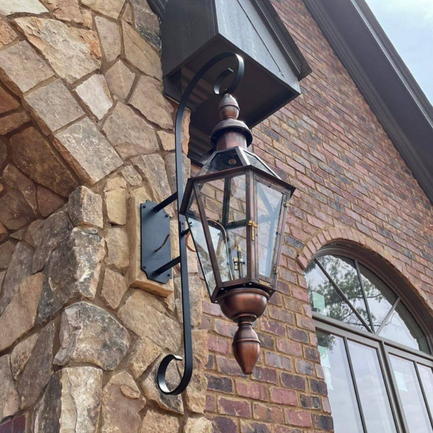 The CopperSmith Mount Vernon Gas Top and Bottom Wall Mount Lifestyle 8