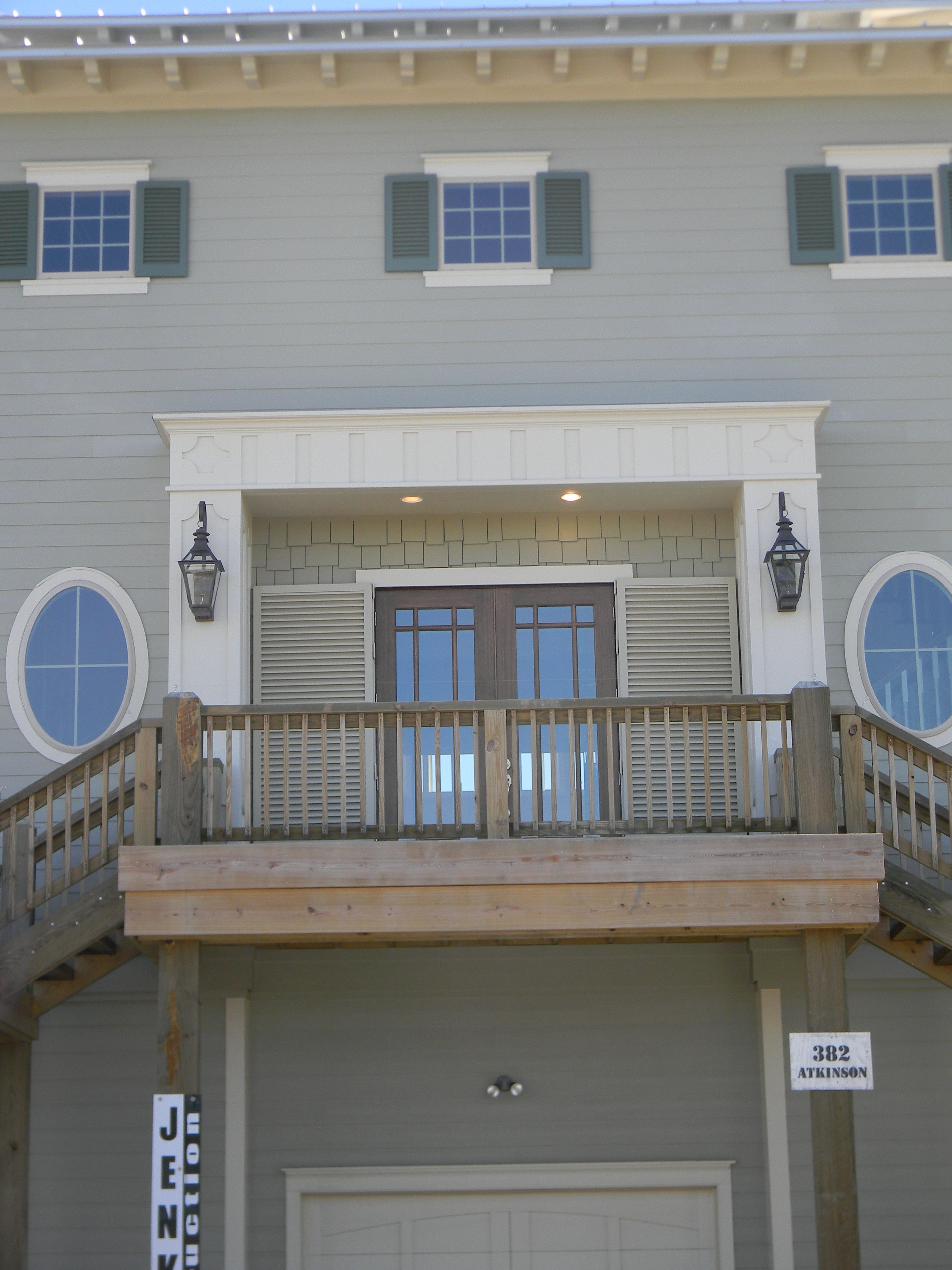 St. James Chesapeake Gas Wall Mount Lifestyle 16