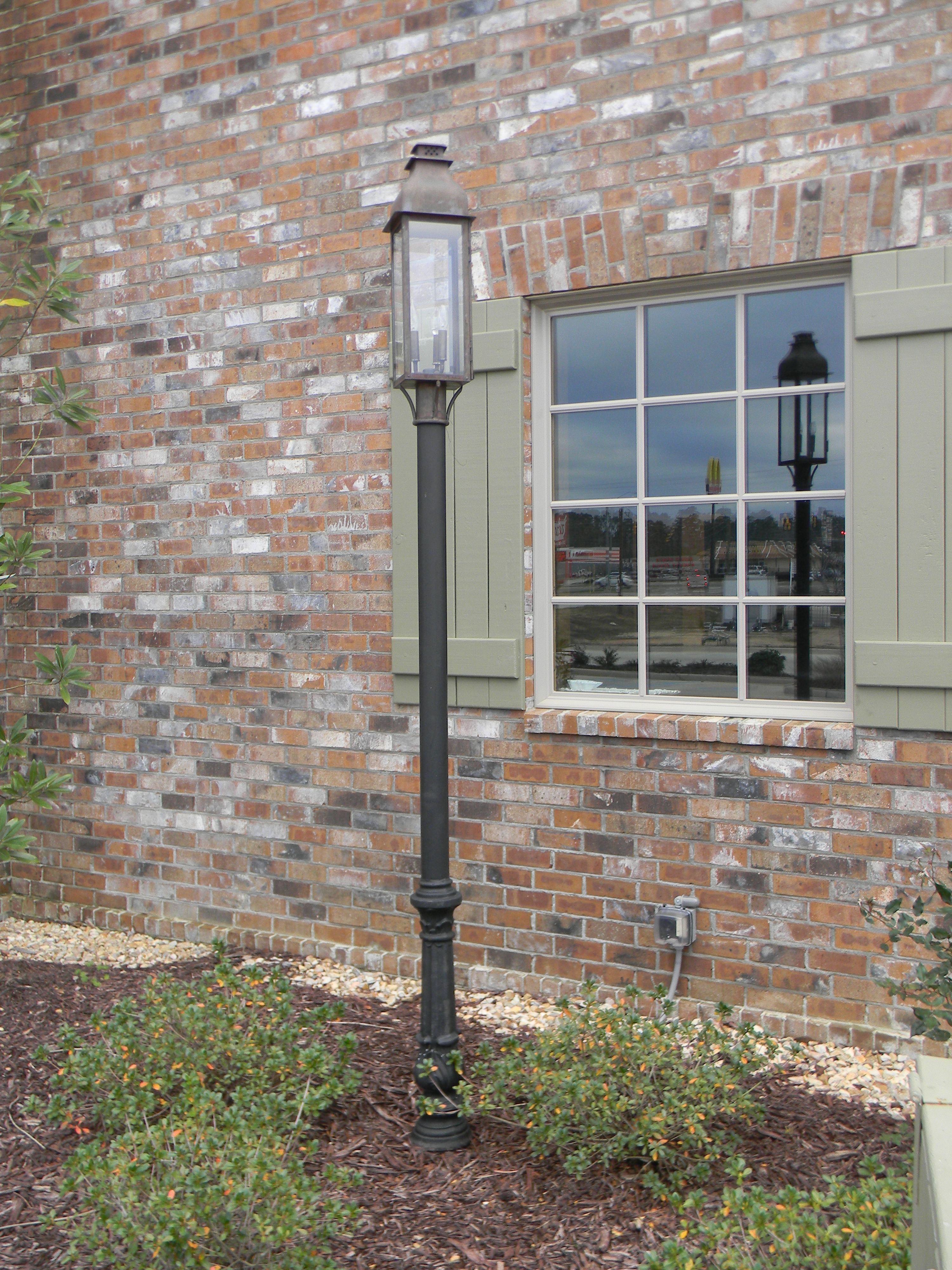 St. James Sarasota Electric Post Mount Lifestyle 1