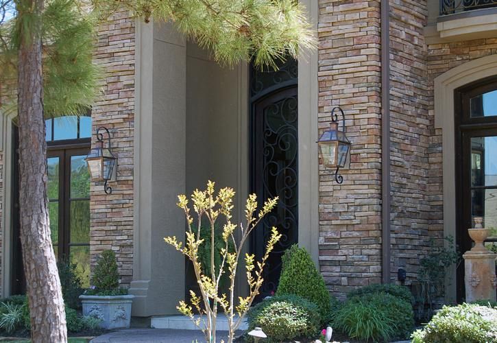 The CopperSmith Georgetown Gas Top and Bottom Scroll Wall Mount Lifestyle 4