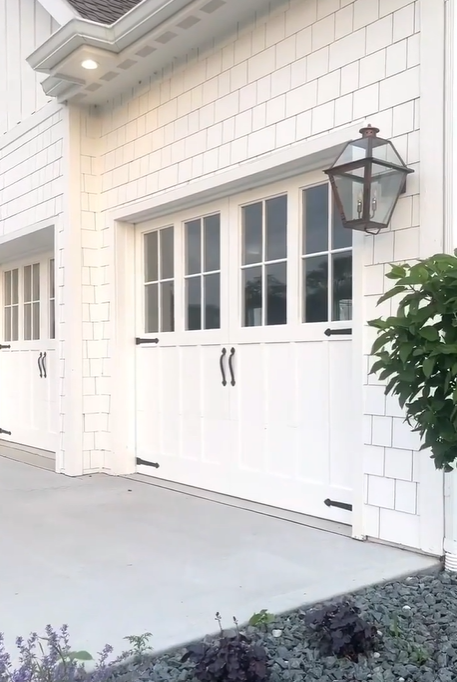 Primo Orleans Electric Wall Mount Lifestyle 26