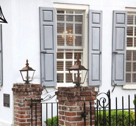 Primo Oak Alley Pier Mount Electric Lifestyle 1