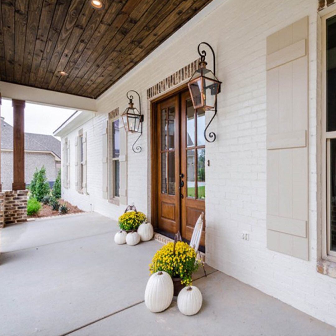 The CopperSmith Georgetown Gas Top and Bottom Scroll Wall Mount Lifestyle 6