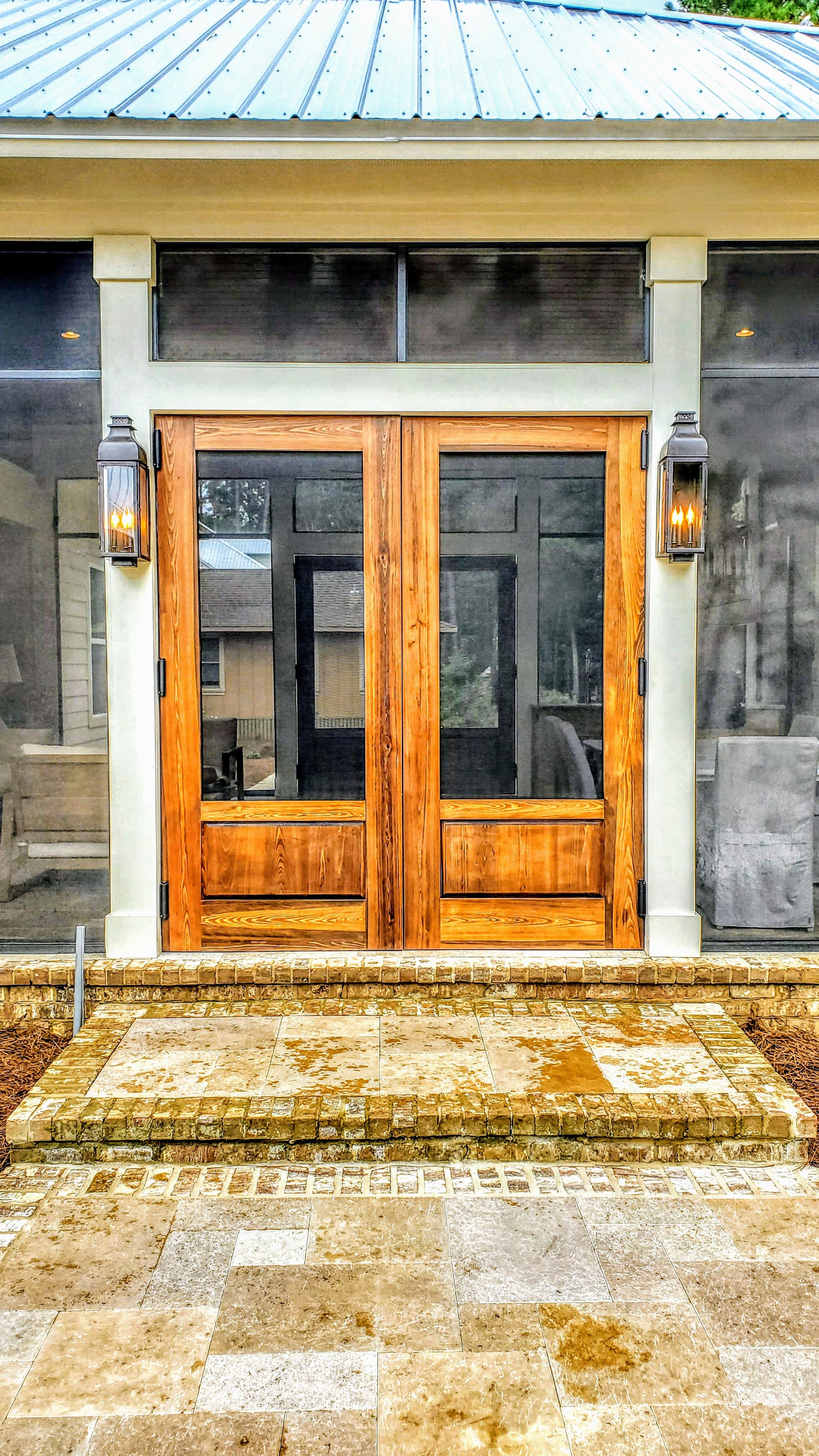 St. James Sarasota Electric Wall Mount Lifestyle 10