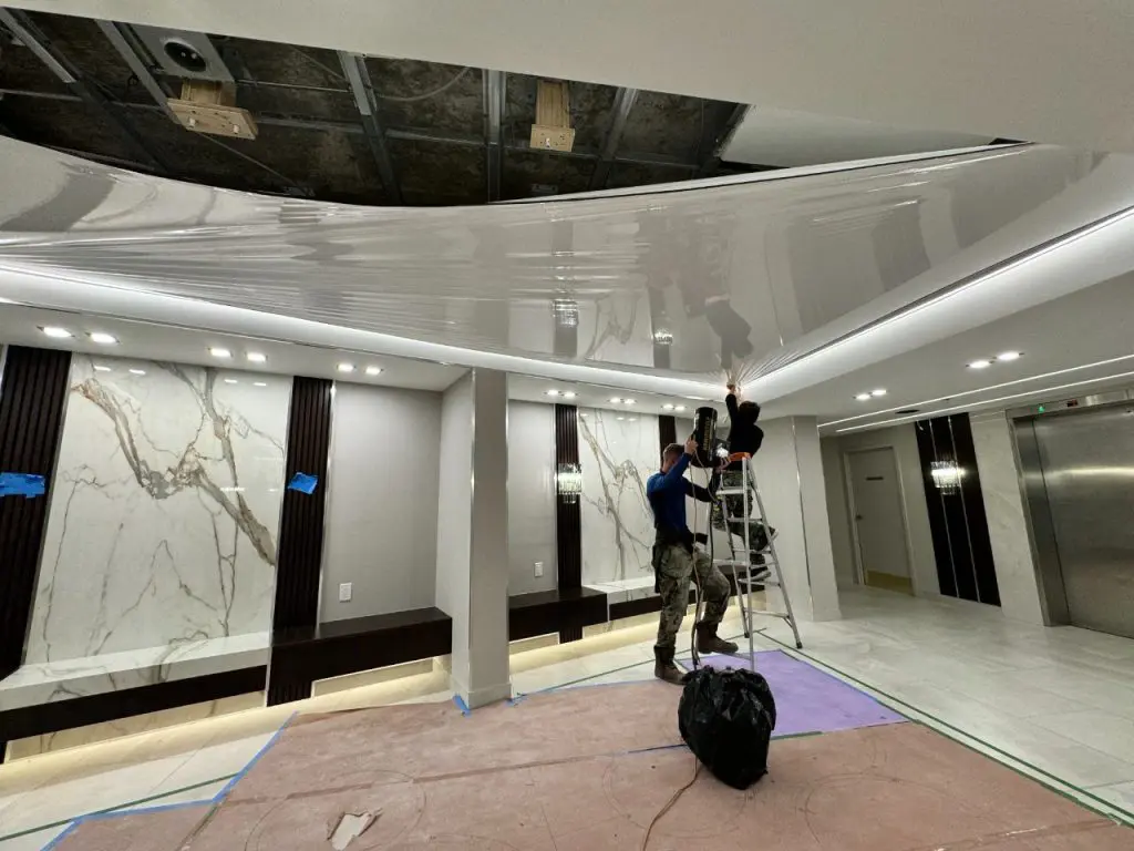 Tavan extensibil cu montaj profesionist