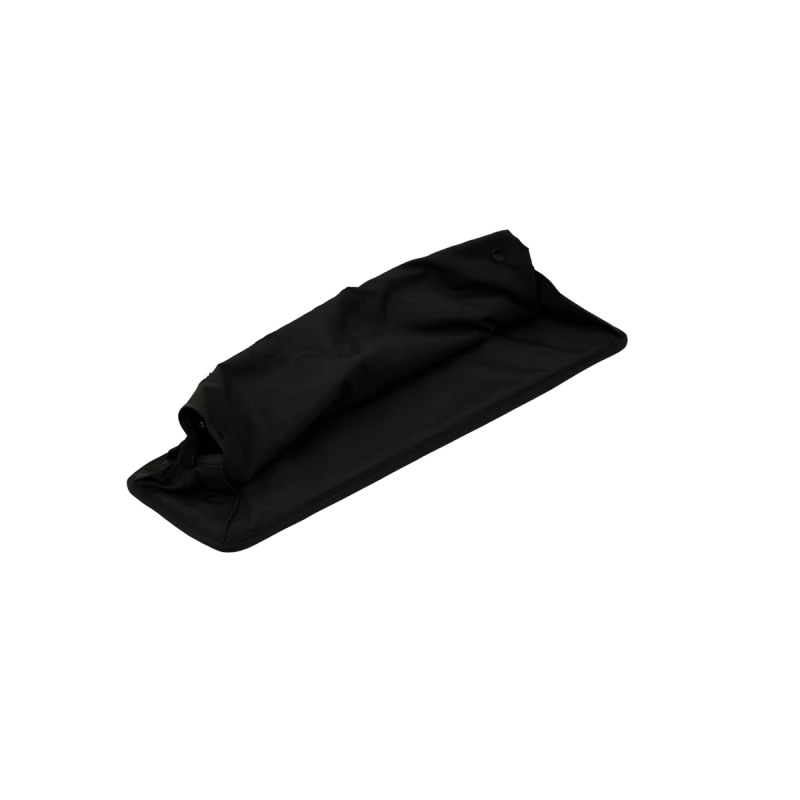 Fußablage Hinten für den ComfortPlus 4 in Schwarz, schräg liegend und freigestellt