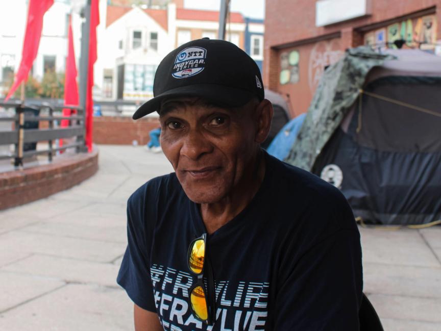 Vietnam vet and Plaza resident Larry Richardson. Eleanor Goldfield | ArtKillingApathy.com