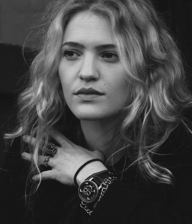 substack's orange layered logo