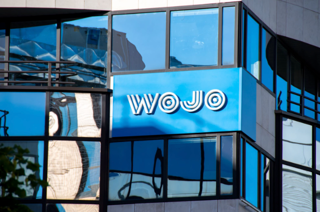 façade d’un immeuble de coworking Wojo situé à Issy-les-Moulineaux