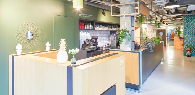 Centre de coworking à Neuilly-sur-Seine 92200 cuisine équipée