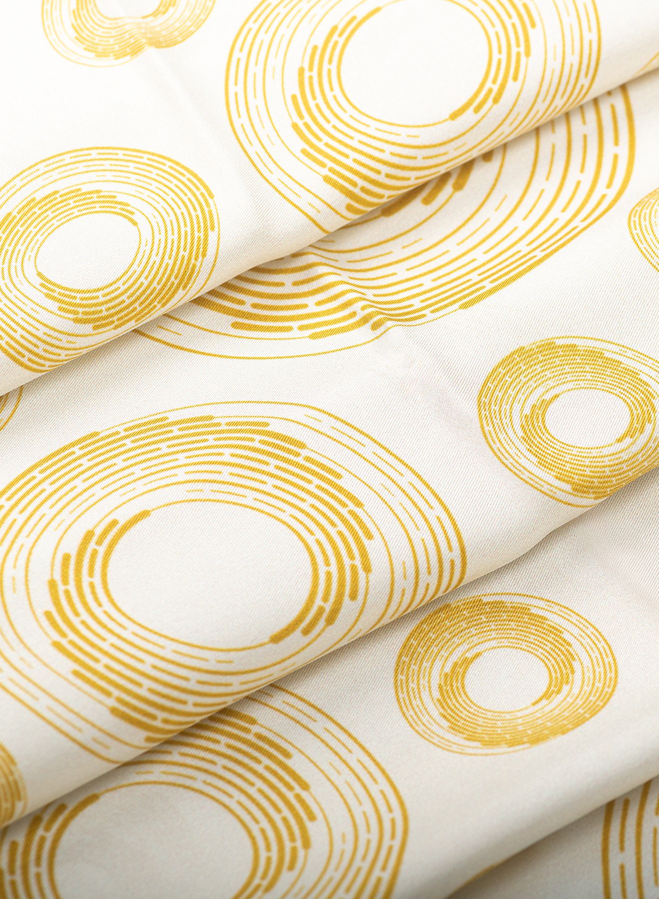 90cmsx90cms / Sand / 100%Silk Twill