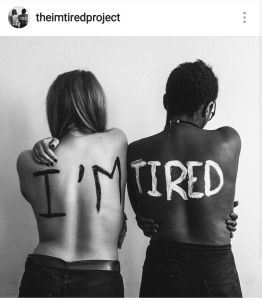 Bildene ble lastet opp på bloggen theimtiredproject.com, deres Facebookside og Instagram. Etter kort tid brukte de også fremmede som modeller.