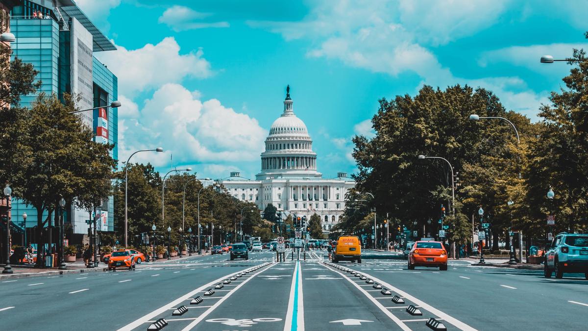 Illustrasjonsbilde av det hvite hus i Washington DC, USA tatt av Jorge Alcala fra Unsplash
