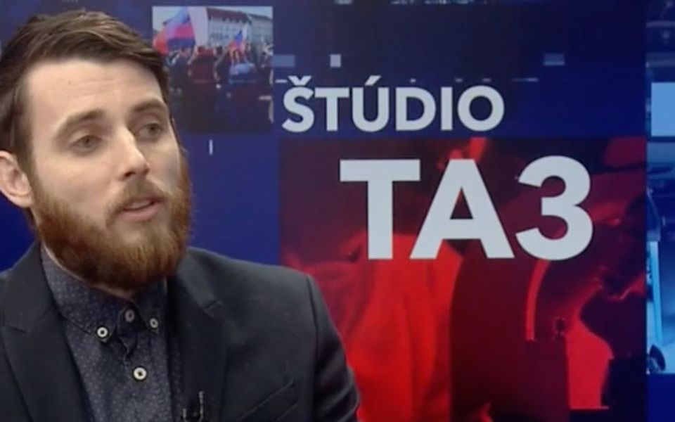 D. Hapl na TA3: Eurozóna čelí vážnejším problémom. Sú banky pripravené na ďalšie zvyšovanie úrokov?