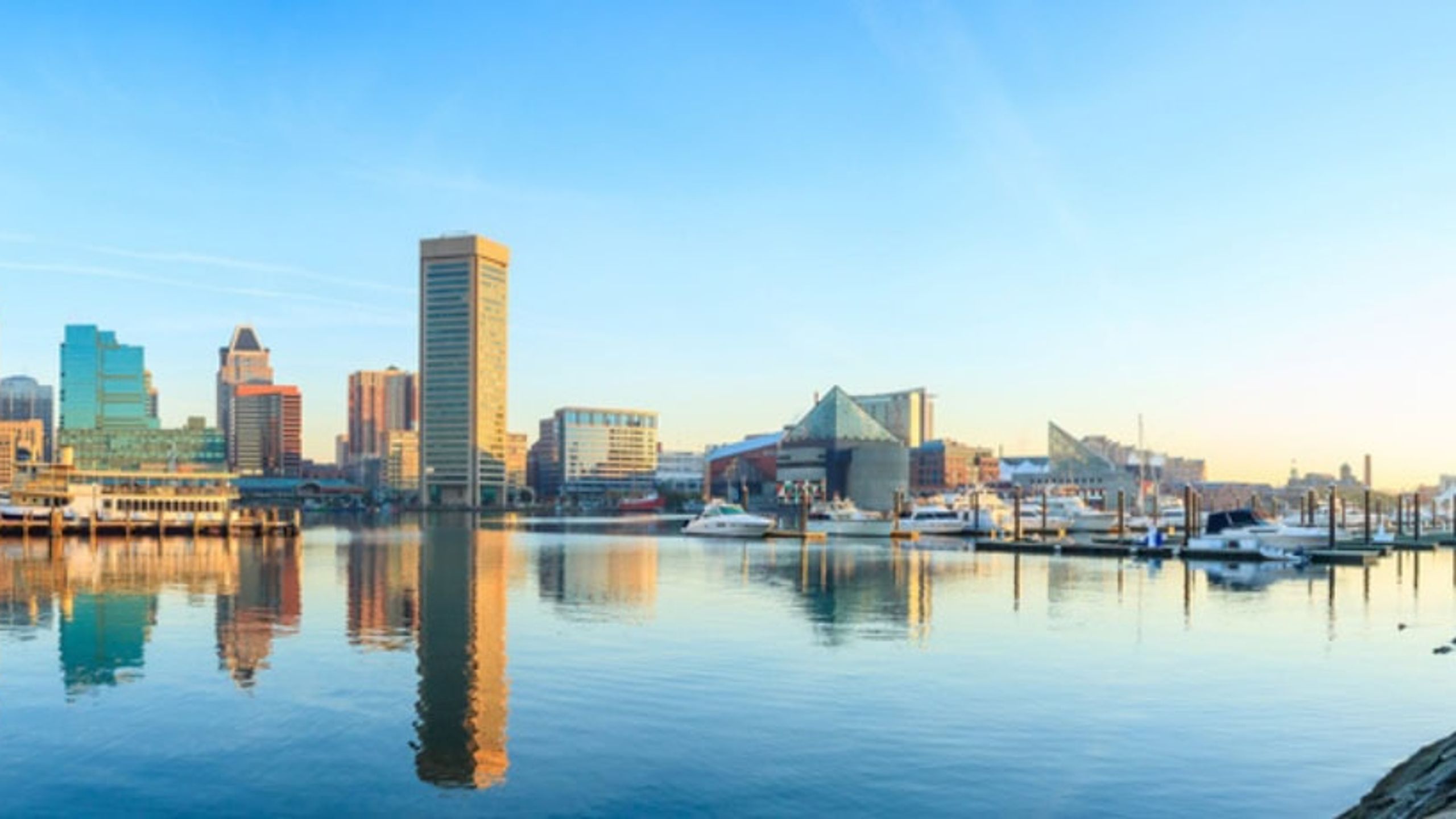 Prístav v Baltimore je blokovaný, škody sa rátajú každý deň