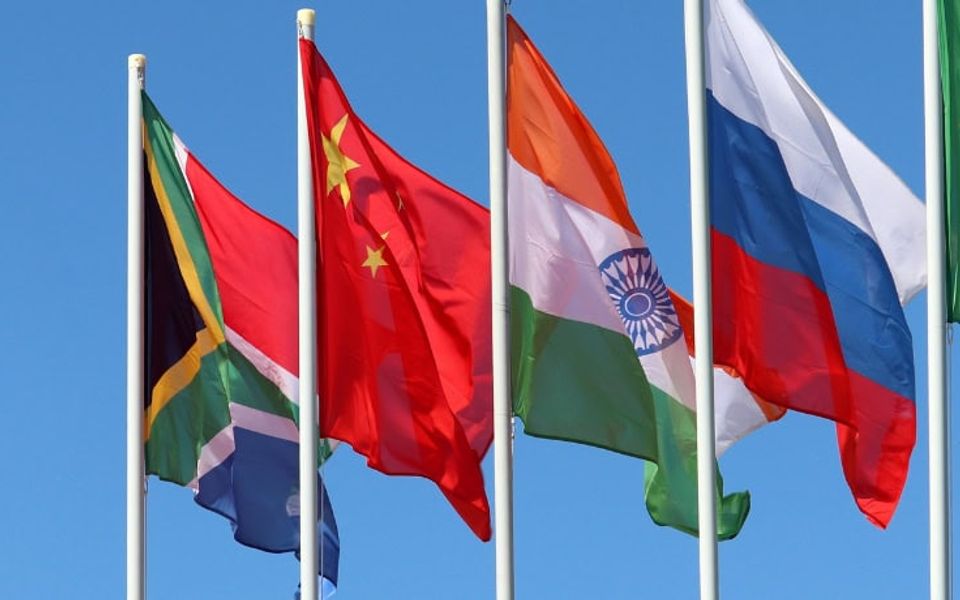 BRICS rozširuje svoje obzory, jej hlavní členovia prosperujú