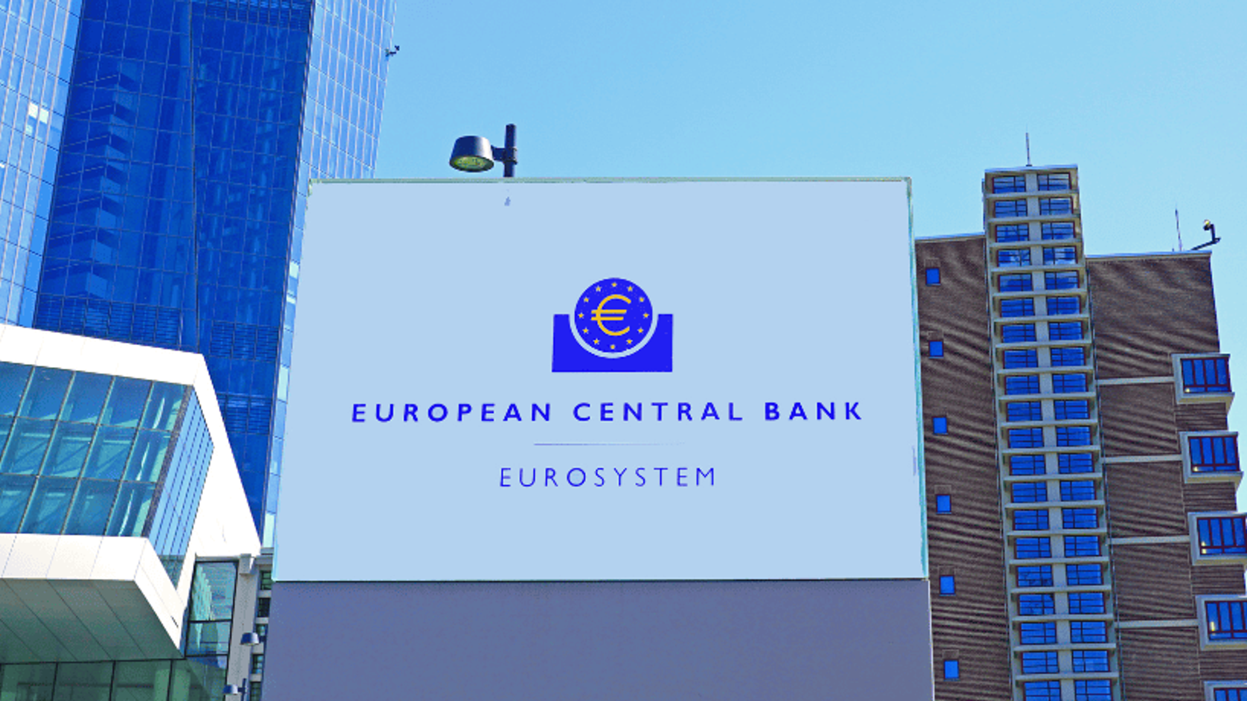 ECB varuje pred dopadom Trumpovej politiky