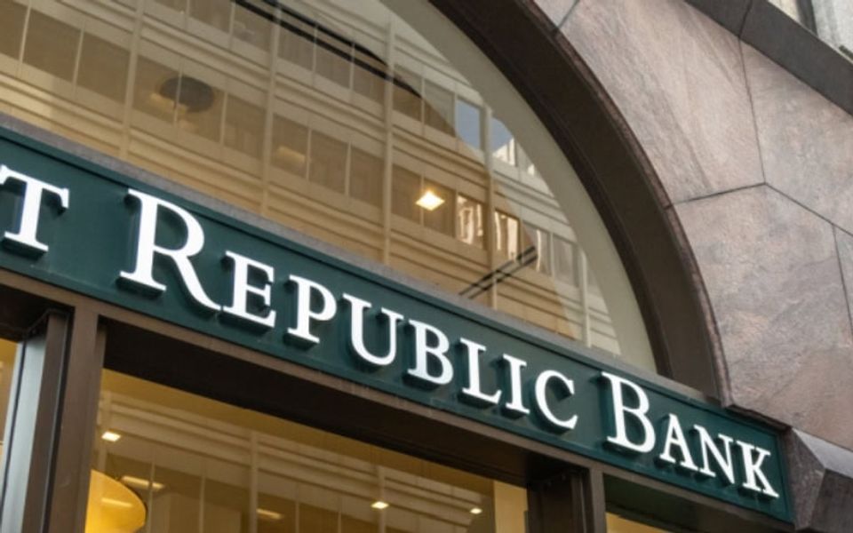 V USA skončila tretia banka, JPMorgan ju kúpila v zľave