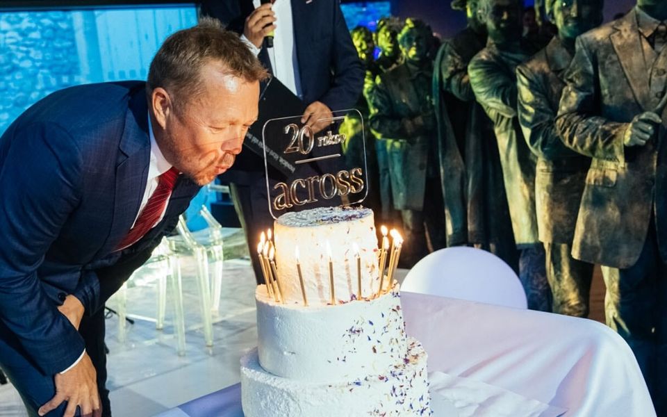 Oslávili sme 20. výročie Across na trhu