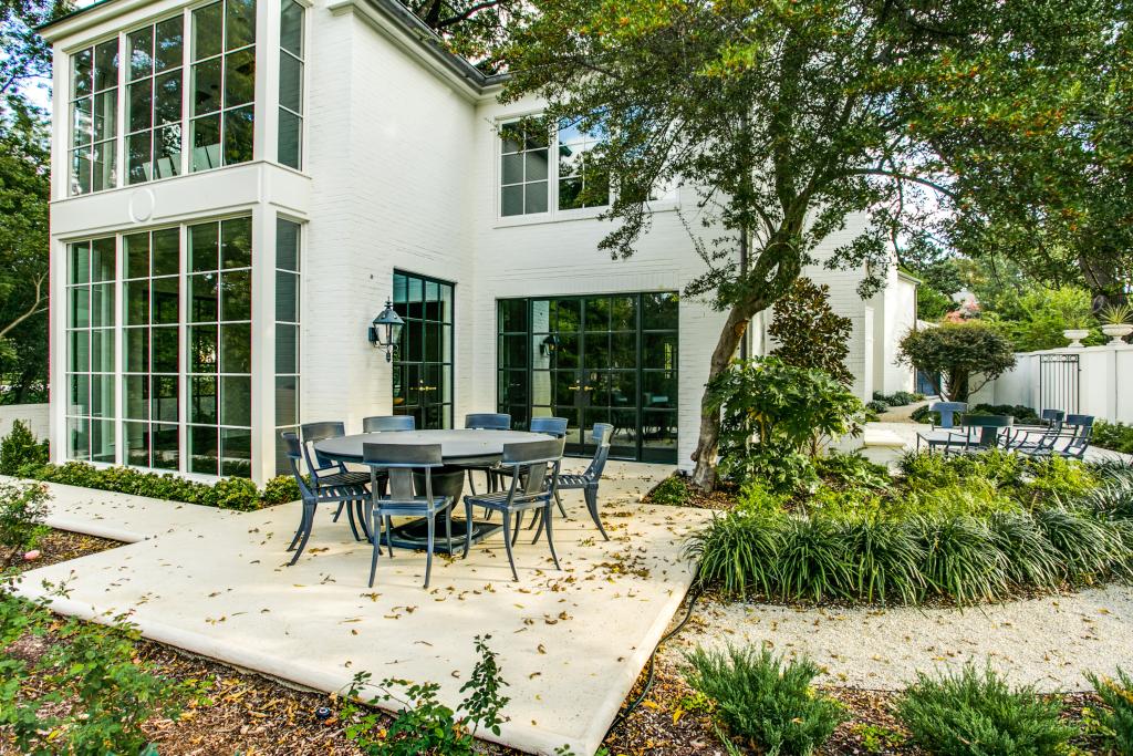 Shoot2Sell Photography Home Prep Checklist Lawn Leaves