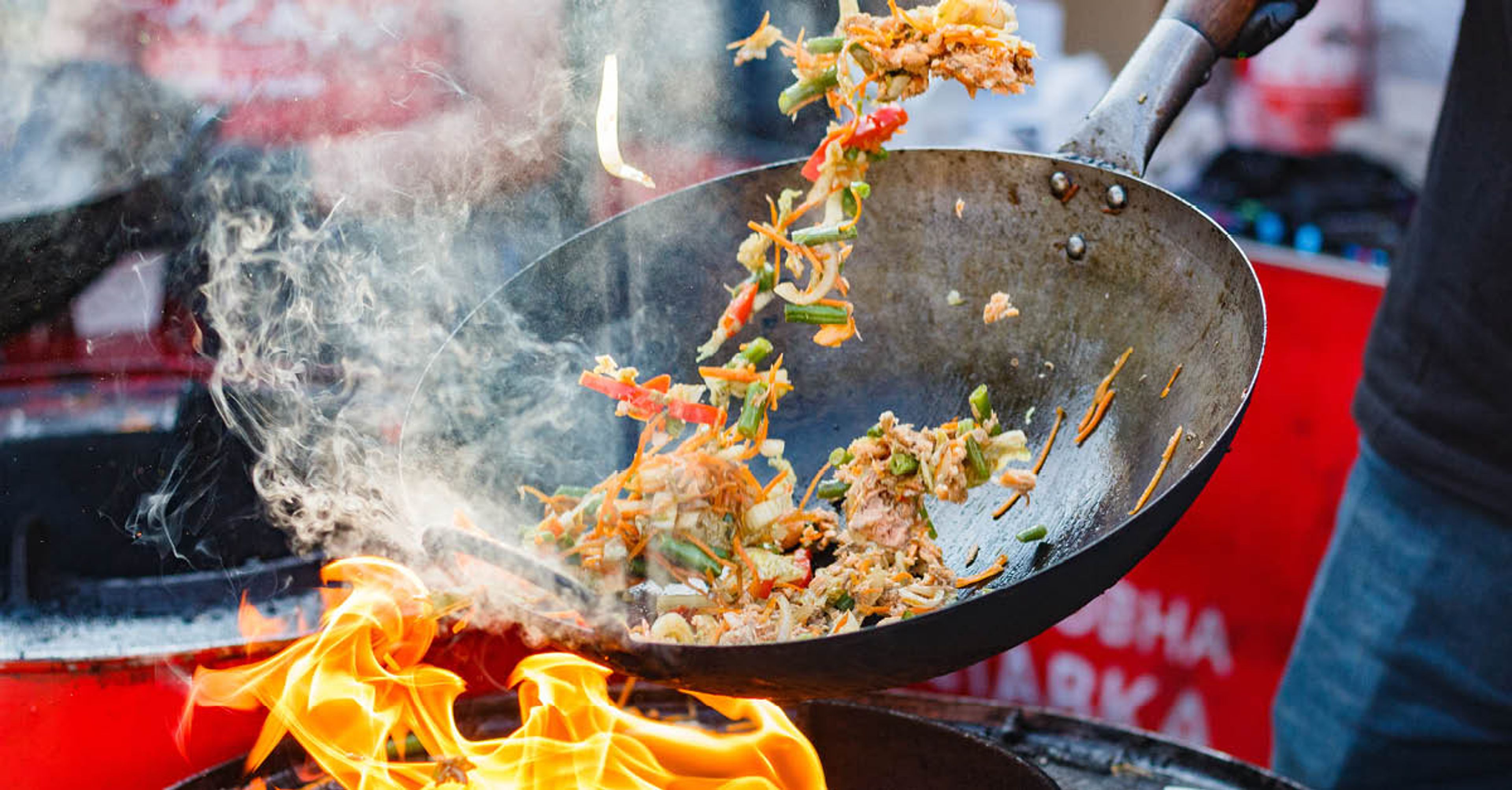 Laga mat med wok – med inspiration från Thailand