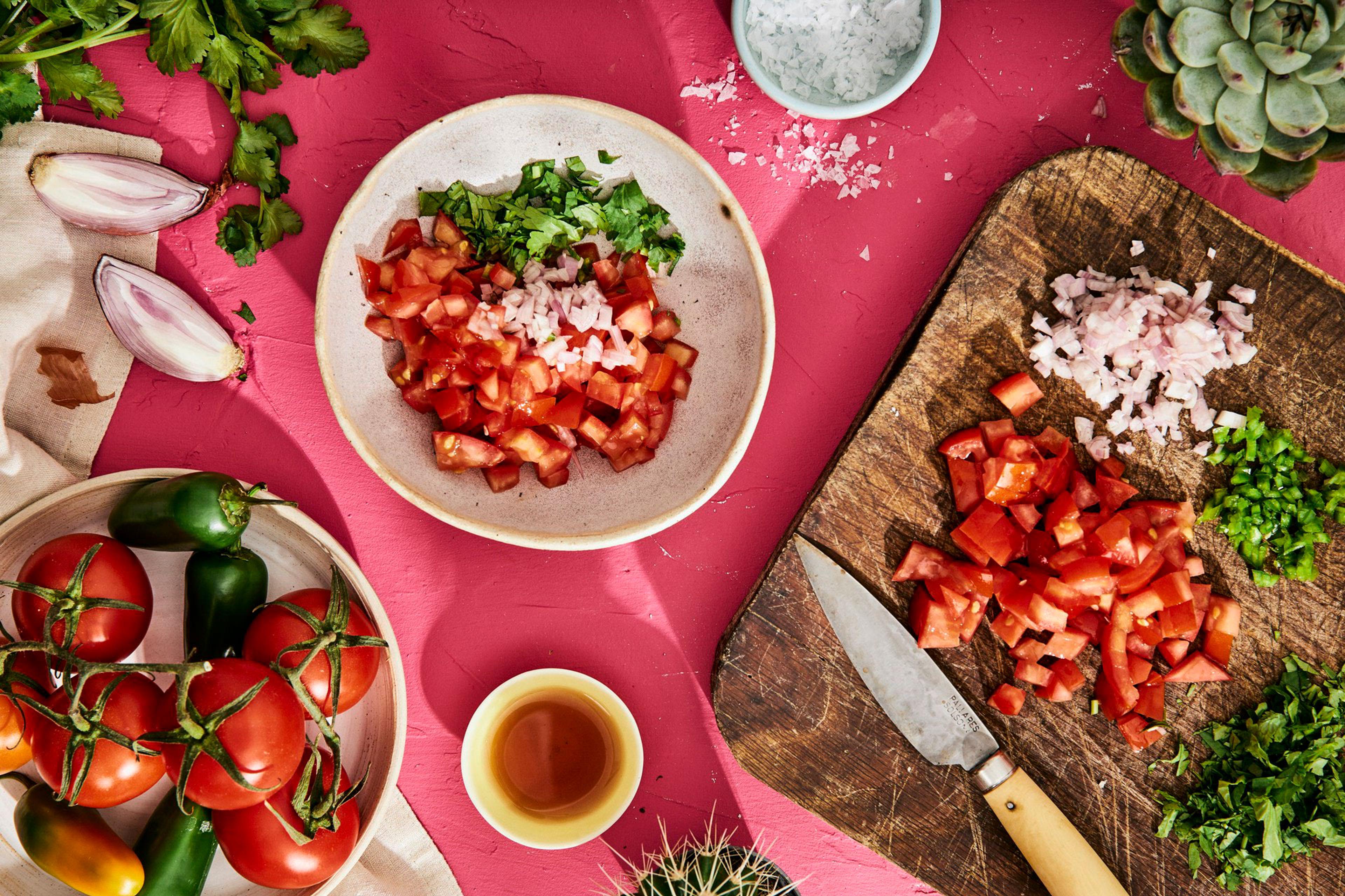 Vanliga ingredienser i mexikansk mat: tomater, chili, lök och färska örter
