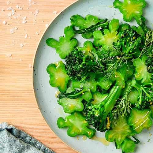 Dilldressad broccoli