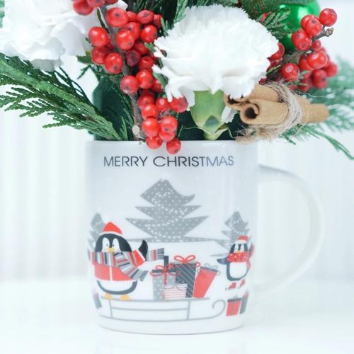 Christmas Joy Flowers in Mug - Flowers gift from Buy Any Flowers Dubai in Al Quoz Industrial Area 4, Dubai, UAE - image 3