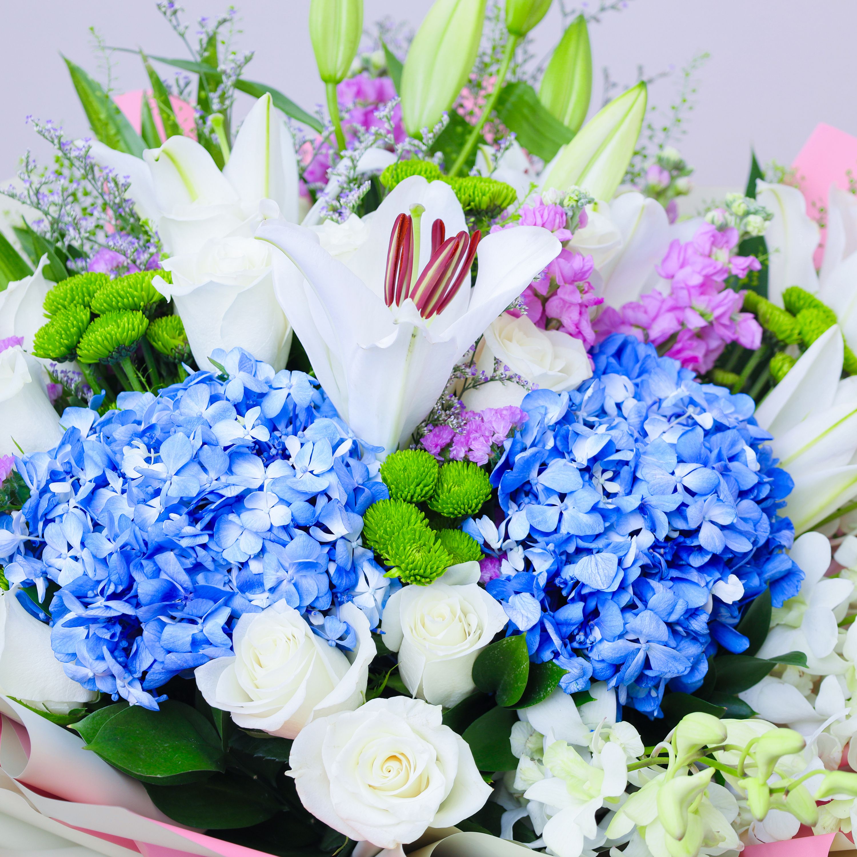 Ocean Motion Flower Bouquet thumbnail 3