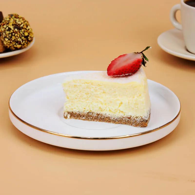 Baked Cheesecake 12 Portion thumbnail 2