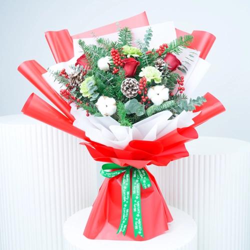 Noel Harmony Bouquet in Dubai