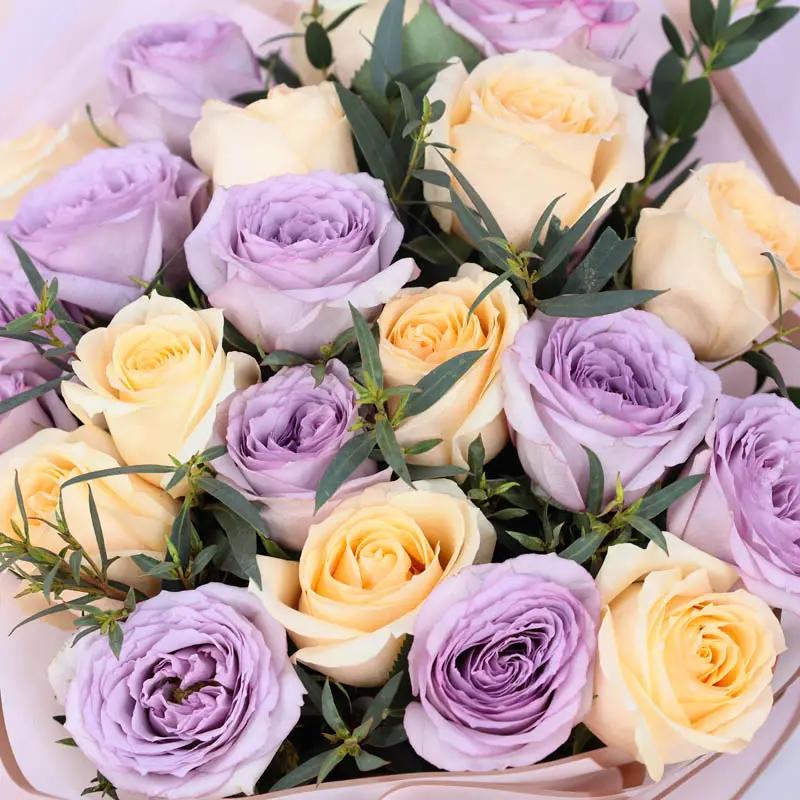 Beauty Glow 21 Roses Bouquet - Flowers gift from Buy Any Flowers Dubai in Al Quoz Industrial Area 4, Dubai, UAE - image 3