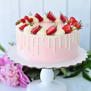 elegant-strawberry-cake-4-portion_1.webp