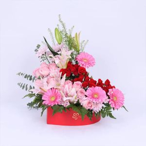 love-flowers-in-heart-shape-box_1.webp