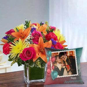 healing-sorrow-mix-flowers-vase-with-personalised-cushion_1.webp