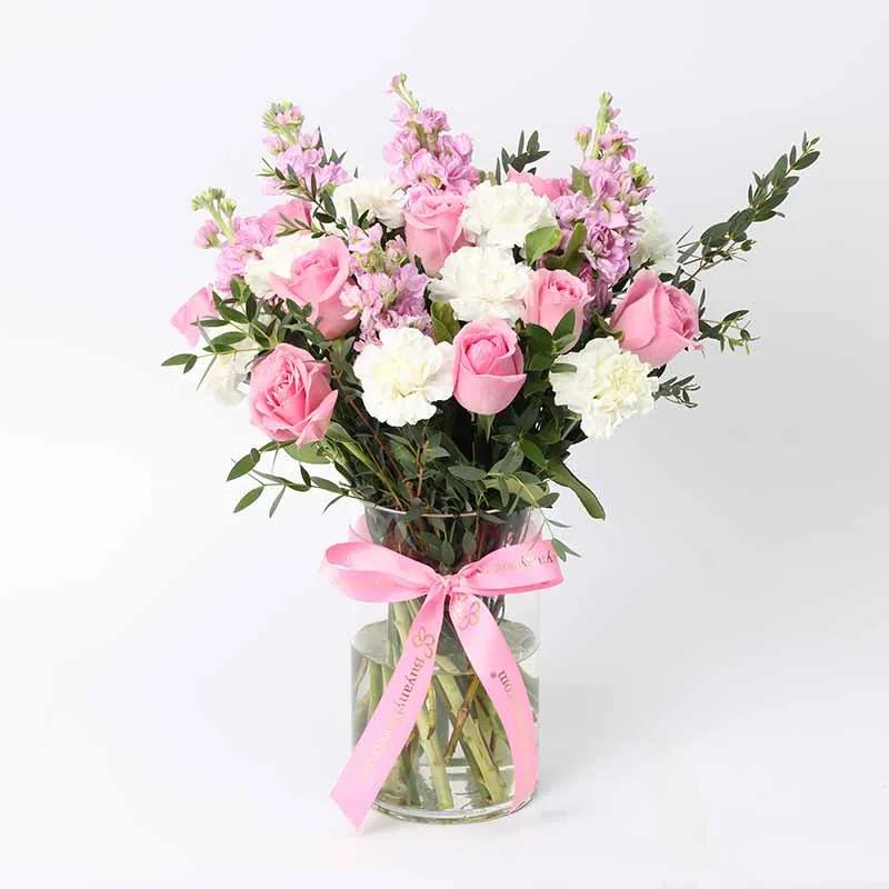 candylicious-25-flower-vase_1.webp