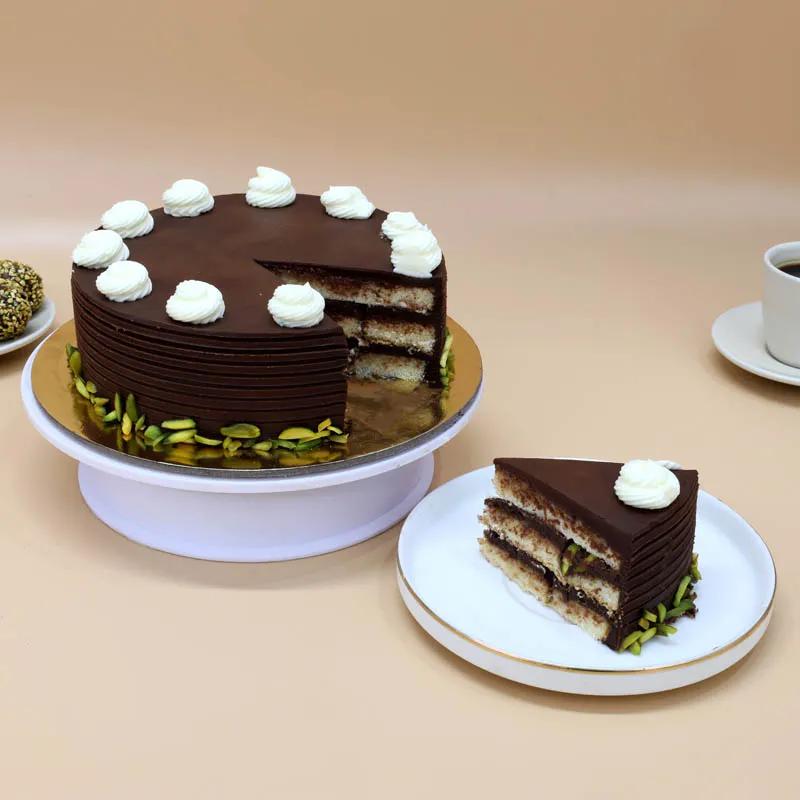 4 Portion Chocolate Pistachio Cake thumbnail 2