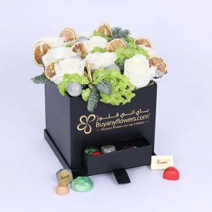 winter-joy-flower-box_1.webp