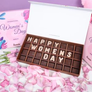 happy-womens-day-chocolates-by-sweecho_1.webp