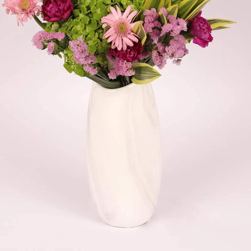 Safari Flowers Vase - Flowers gift from Buy Any Flowers Dubai in Al Quoz Industrial Area 4, Dubai, UAE - image 4